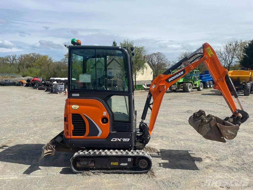 Doosan DX 19 Mini kotrók < 7t
