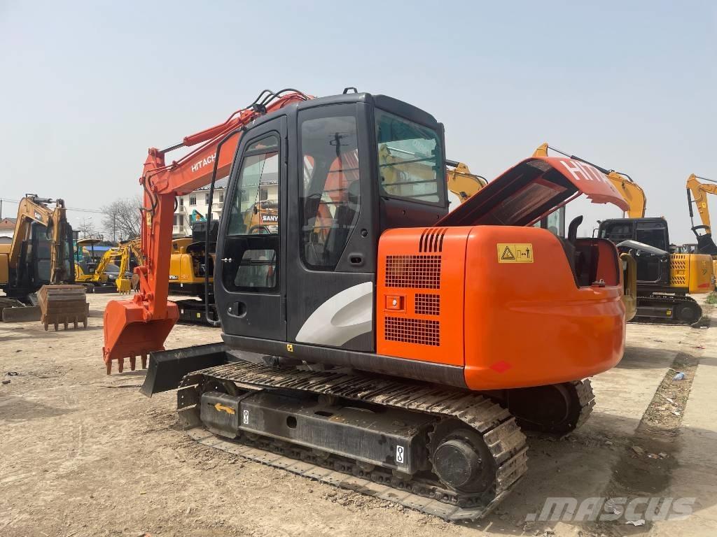 Hitachi ZX 70 Közepes (midi) kotrók 7 t - 12 t