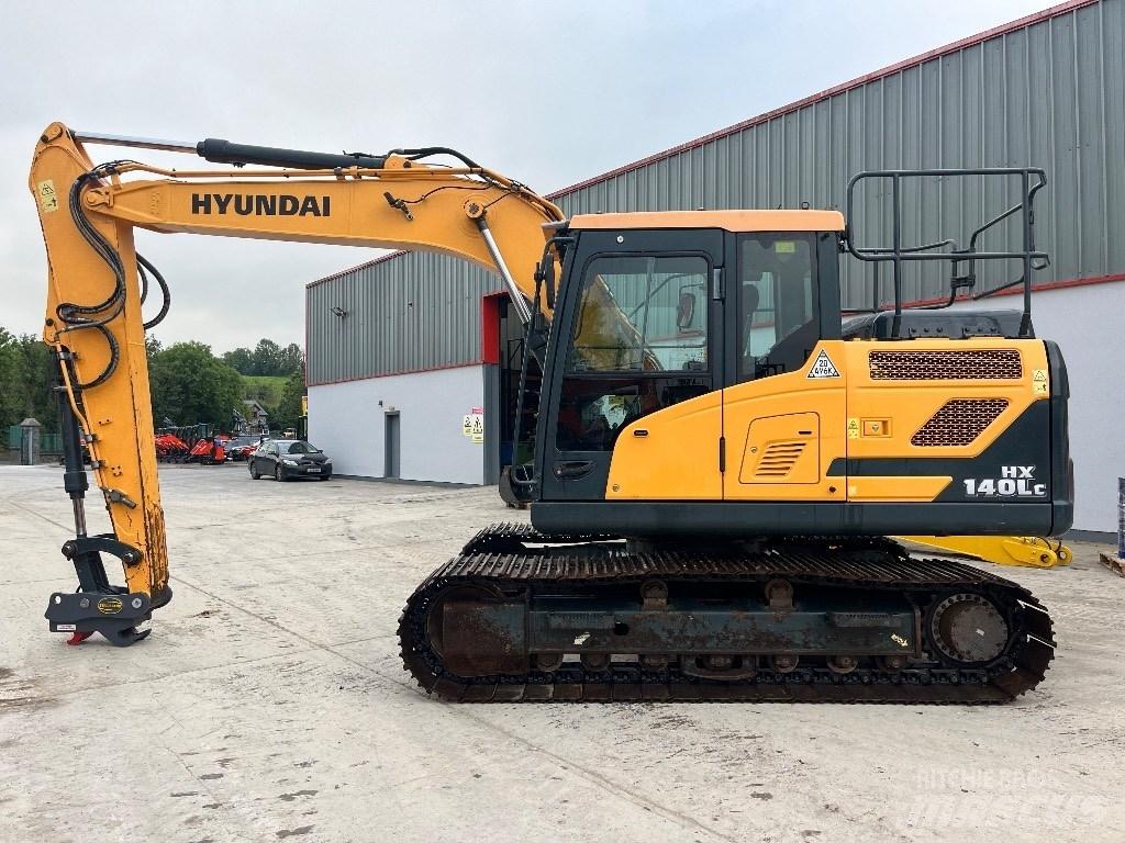 Hyundai HX140LC Lánctalpas kotrók