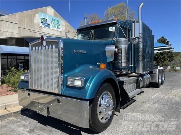 Kenworth W900L Nyergesvontatók
