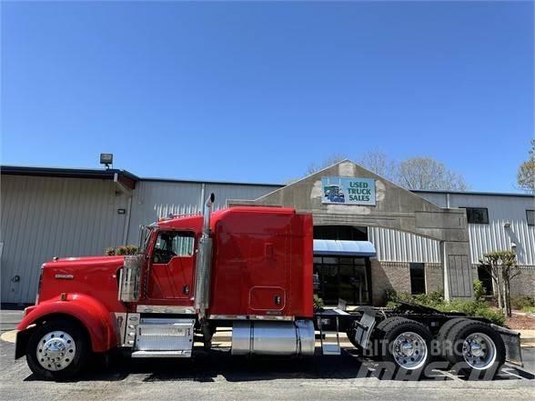 Kenworth W900L Építőipar - Egyebek