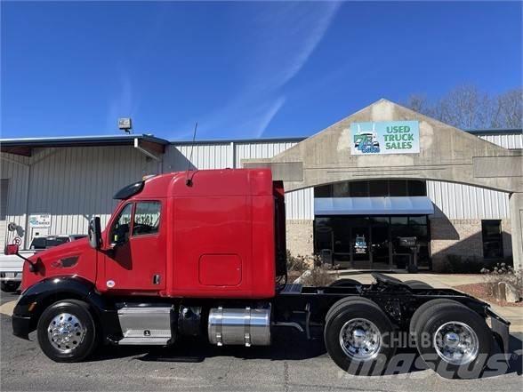 Peterbilt 587 Nyergesvontatók