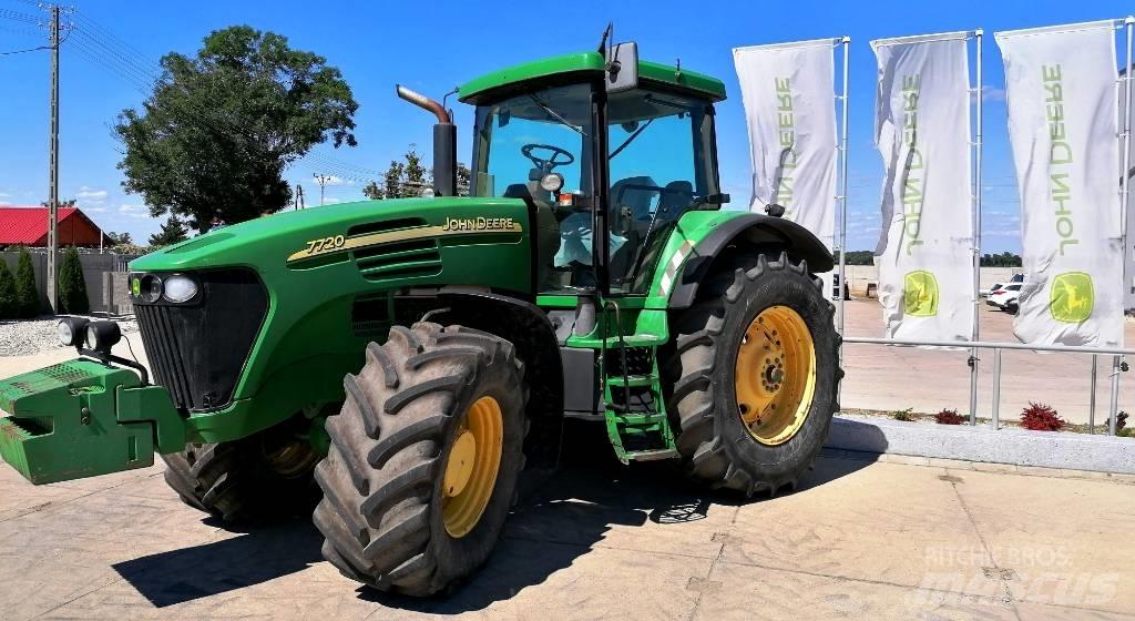 John Deere 7720 Traktorok