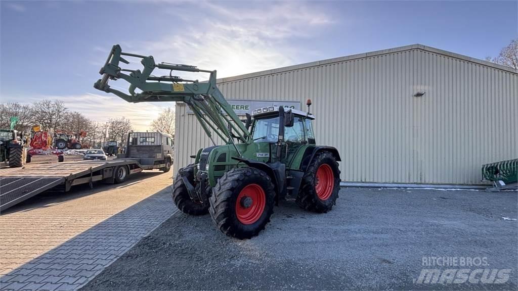 Fendt 716 Traktorok