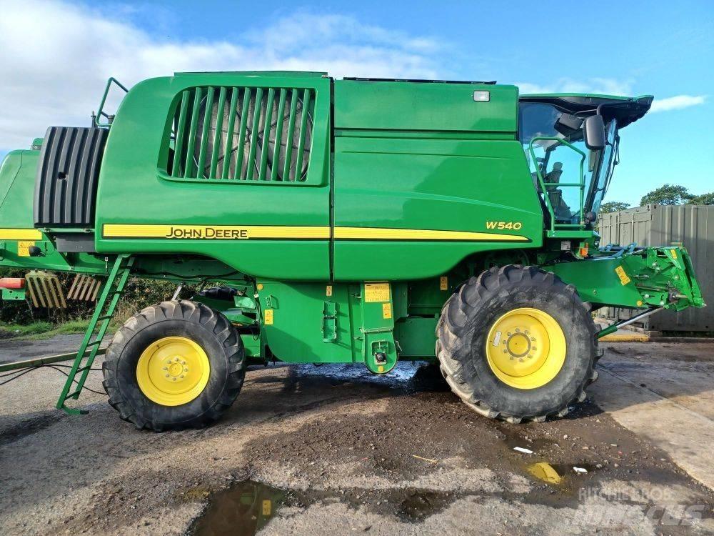 John Deere W 540 Kombájnok