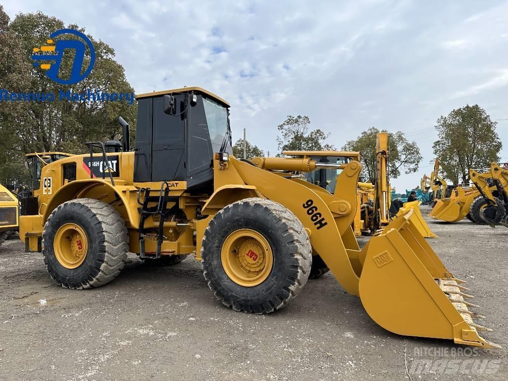 CAT 966H Gumikerekes homlokrakodók