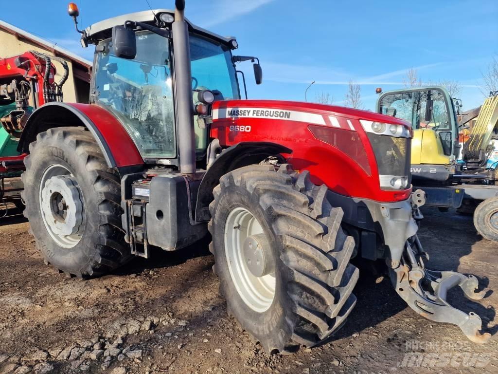 Massey Ferguson 8680 Traktorok