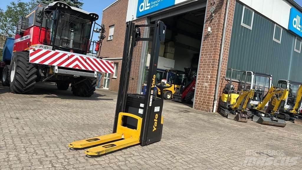 Yale MS12 AC Gyalogkíséretű targonca