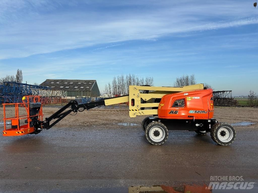 JLG EC 520 AJ Karos emelők
