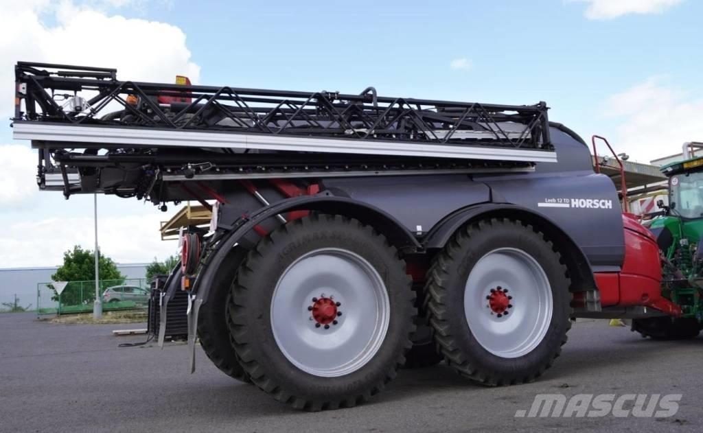 Horsch Leeb 12 TD Vontatott trágyaszórók