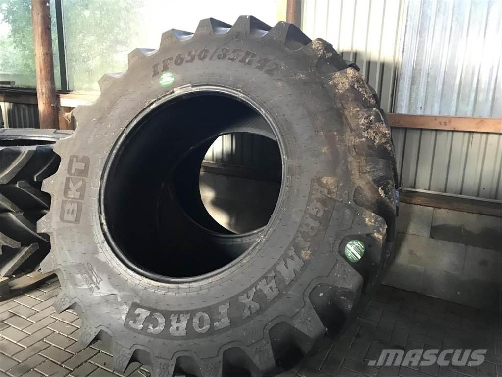 BKT 650/85R42 IF Gumiabroncsok, kerekek és felnik