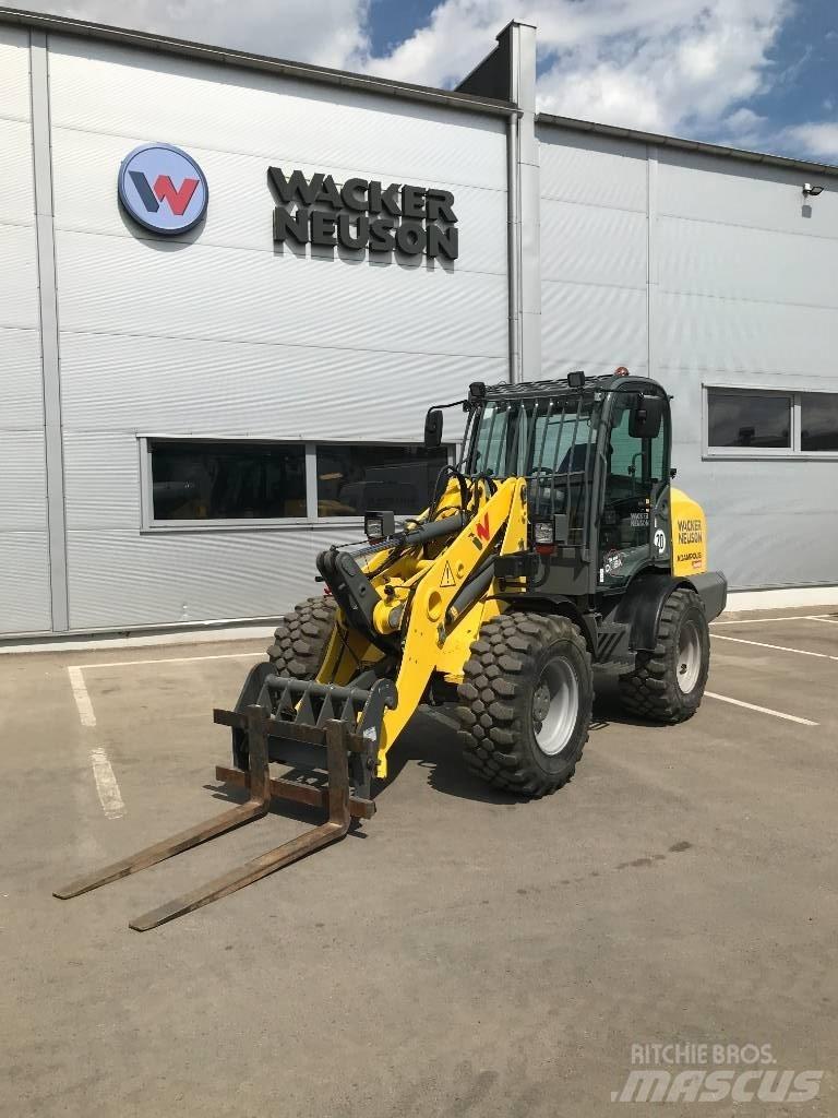 Wacker Neuson WL70 Homlokrakodók és kotrók