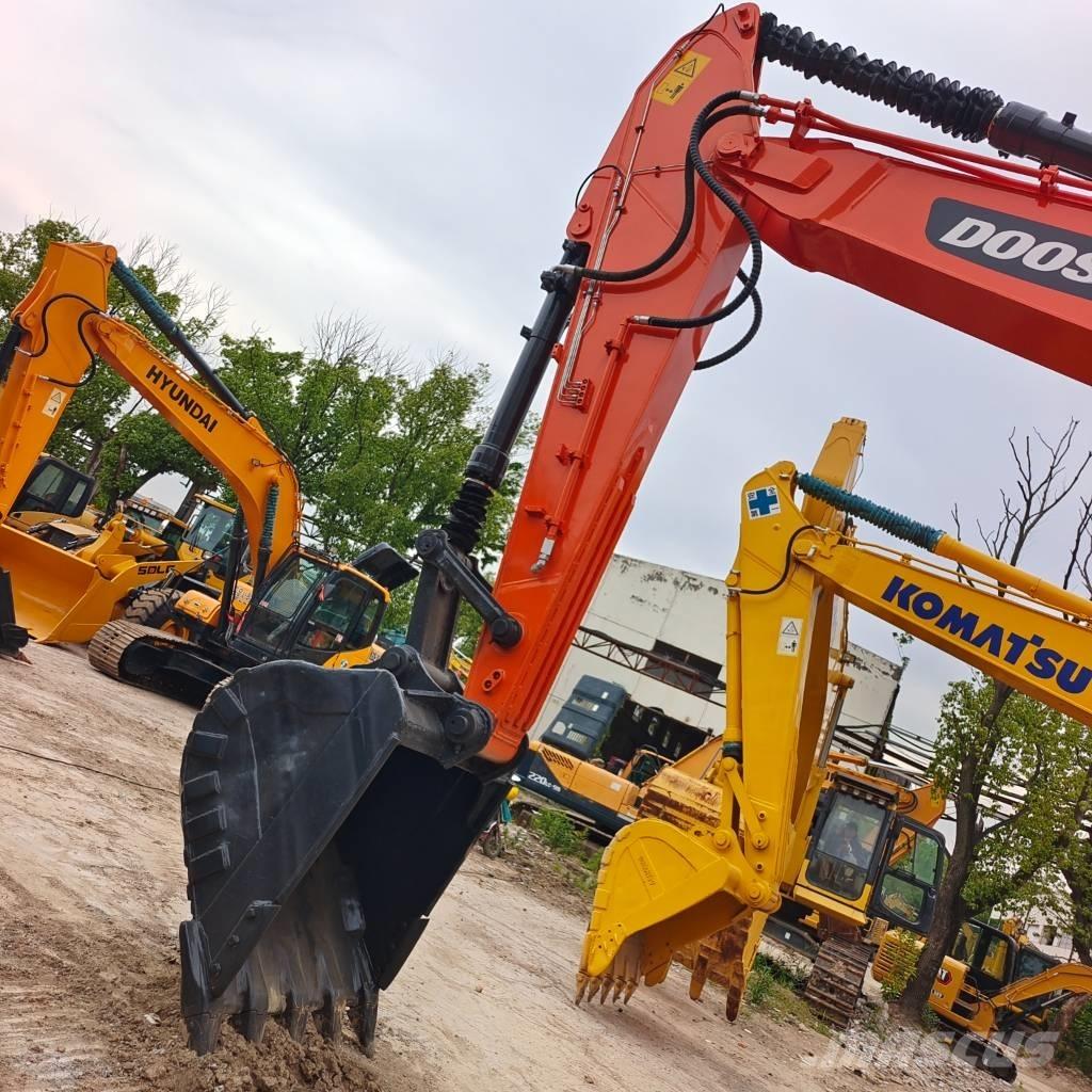 Doosan DX300LC-9C Lánctalpas kotrók