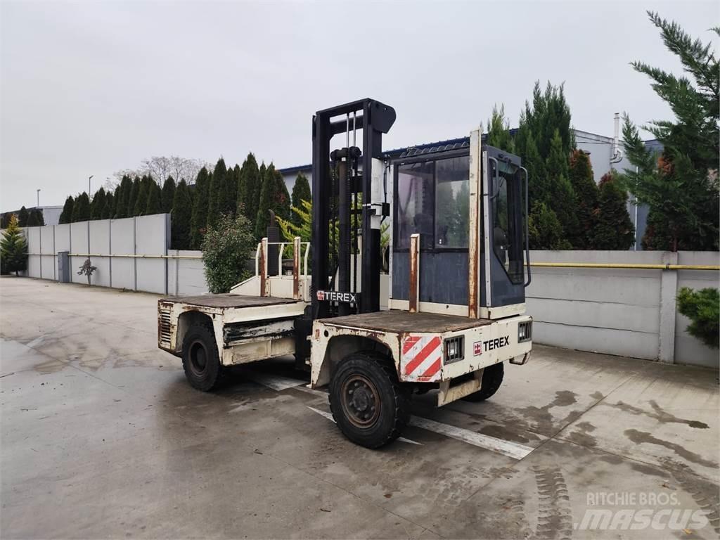 Terex Fuchs SF50U Oldalvillás targonca