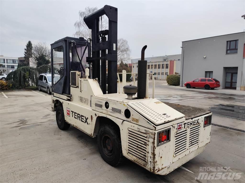 Terex Fuchs SF50U Oldalvillás targonca