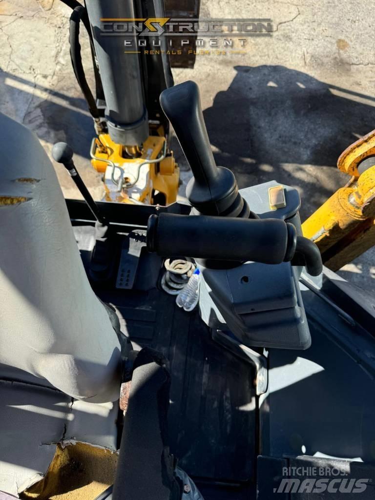DEERE 310SK Kotrórakodók