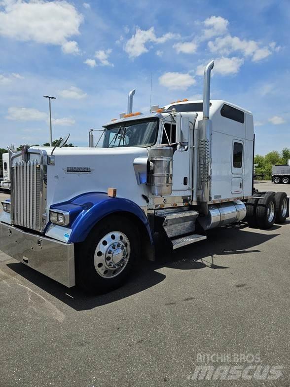 Kenworth W900 Nyergesvontatók