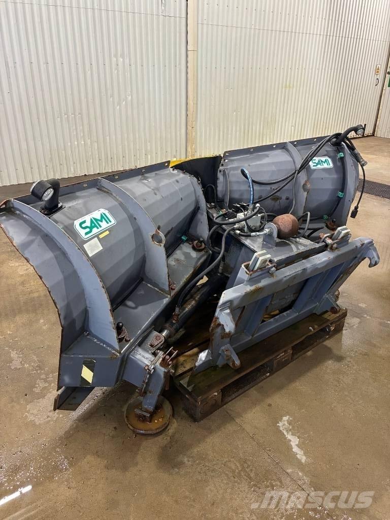 Sami VM 2400 Sípálya kezelő gépek