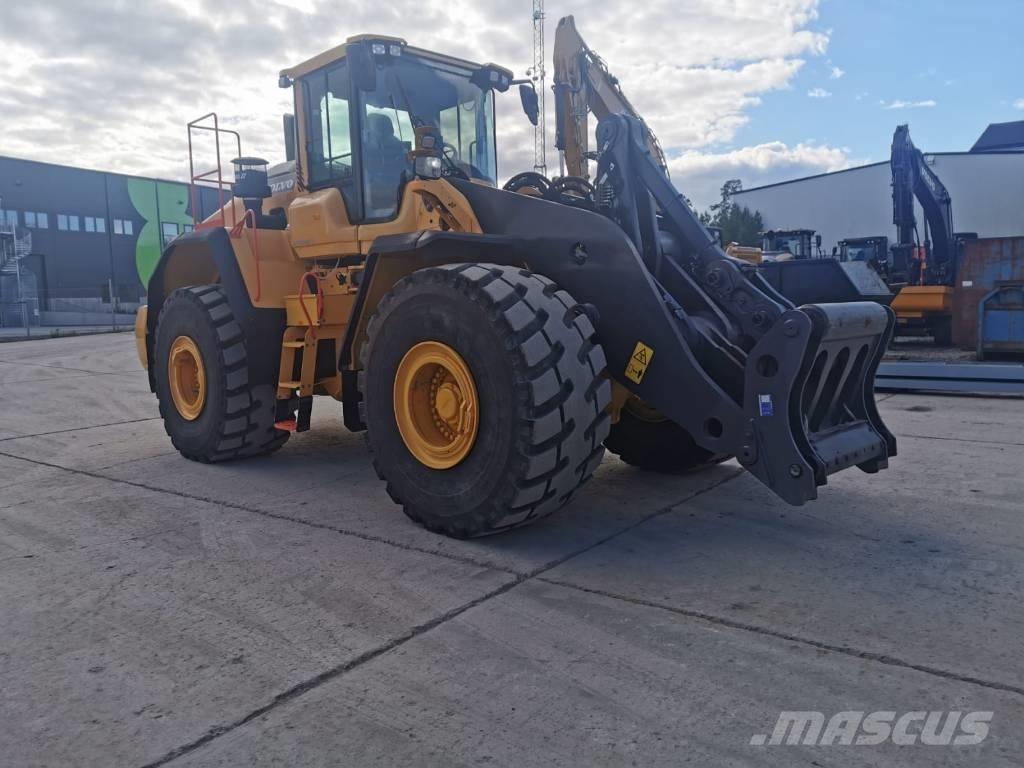 Volvo L 220 H Gumikerekes homlokrakodók