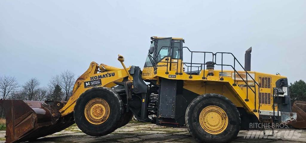 Komatsu WA 600-6 Gumikerekes homlokrakodók