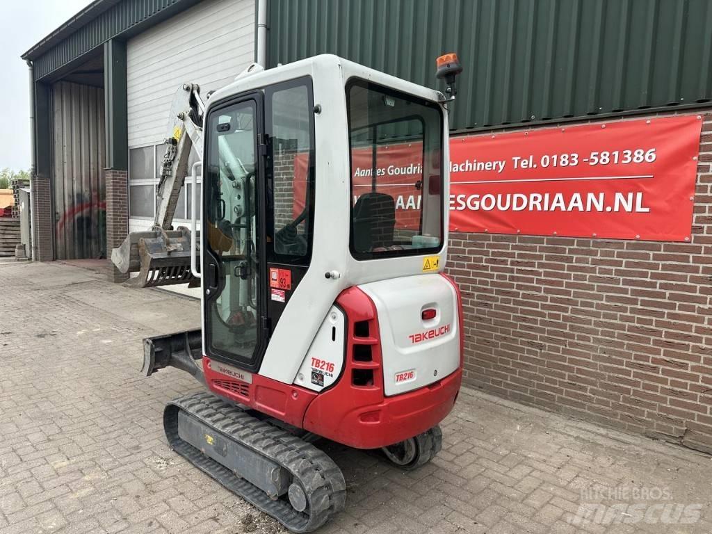 Takeuchi TB216 Mini kotrók < 7t
