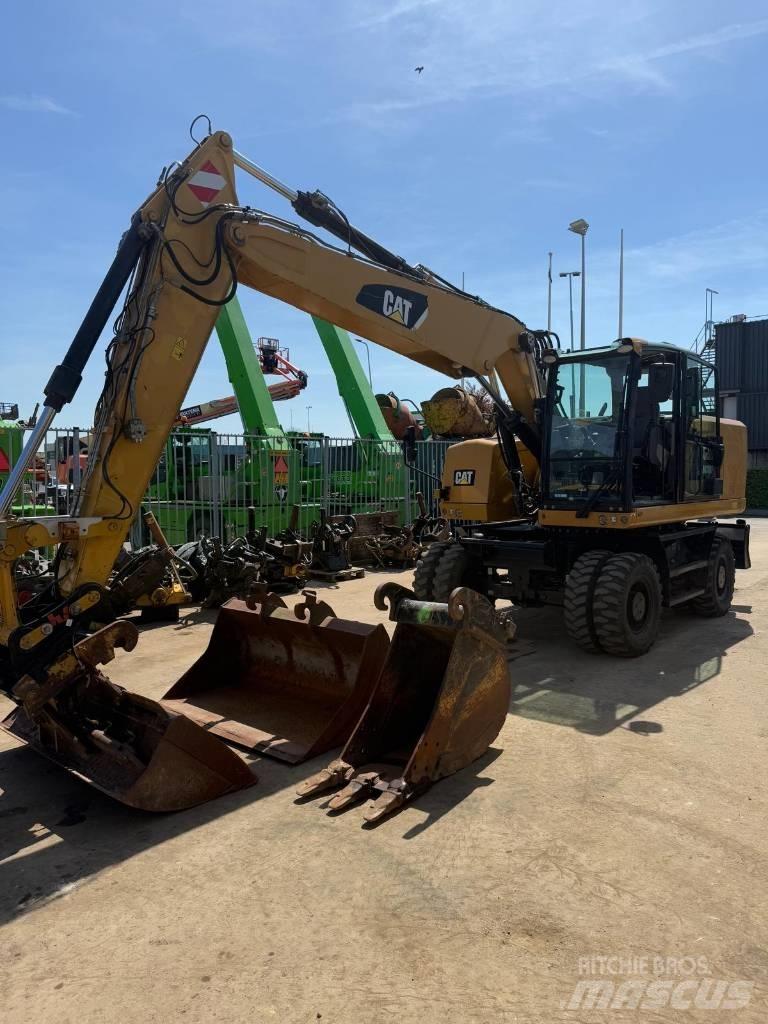 CAT M 318 F Gumikerekes kotrók