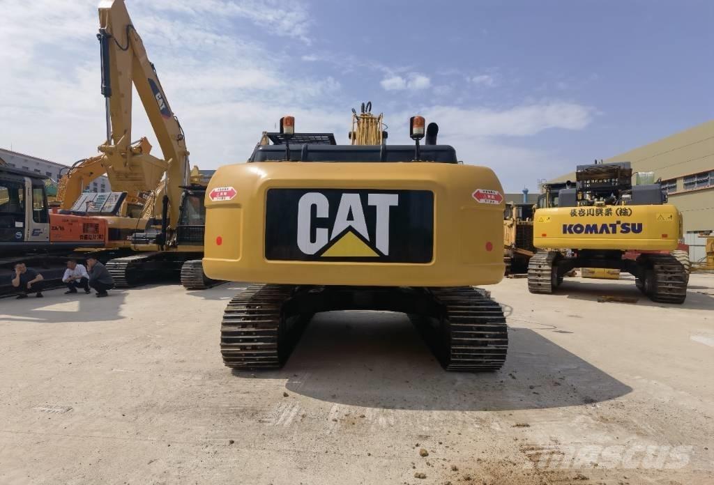CAT 330 Lánctalpas kotrók