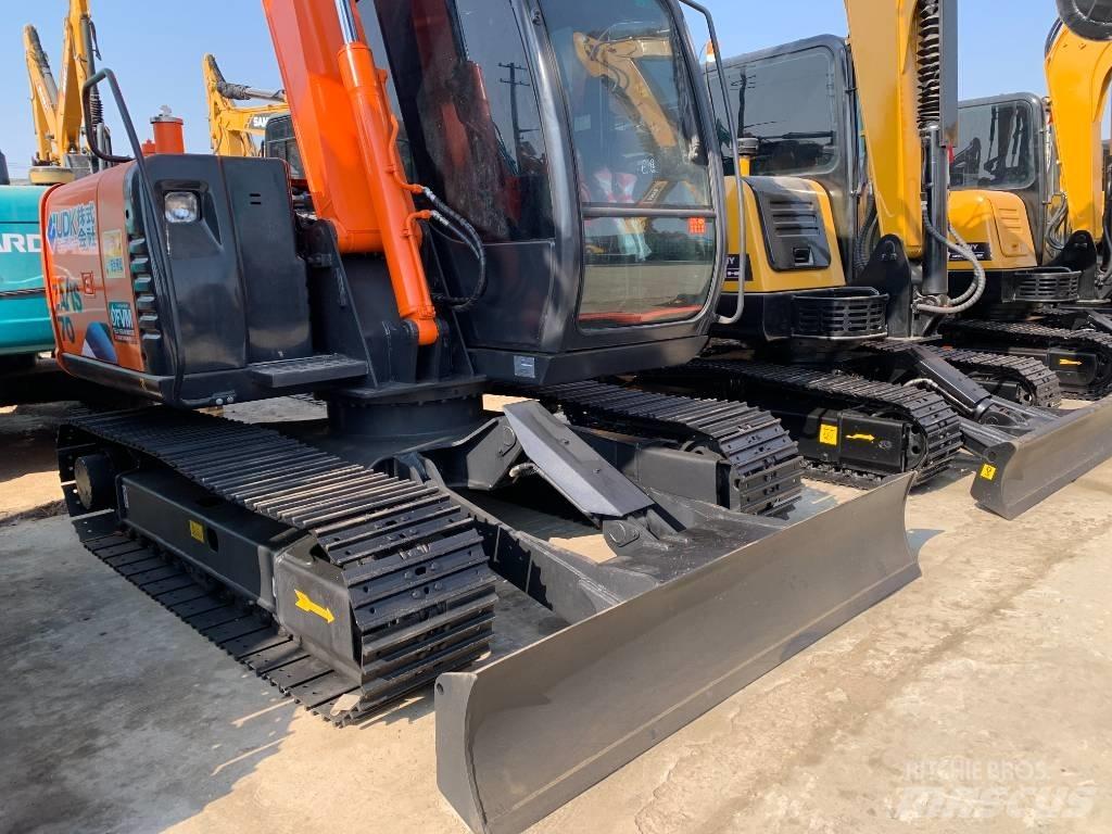 Hitachi ZX 70 Mini kotrók < 7t