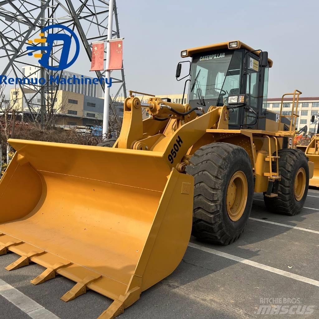 CAT 950 H Gumikerekes homlokrakodók