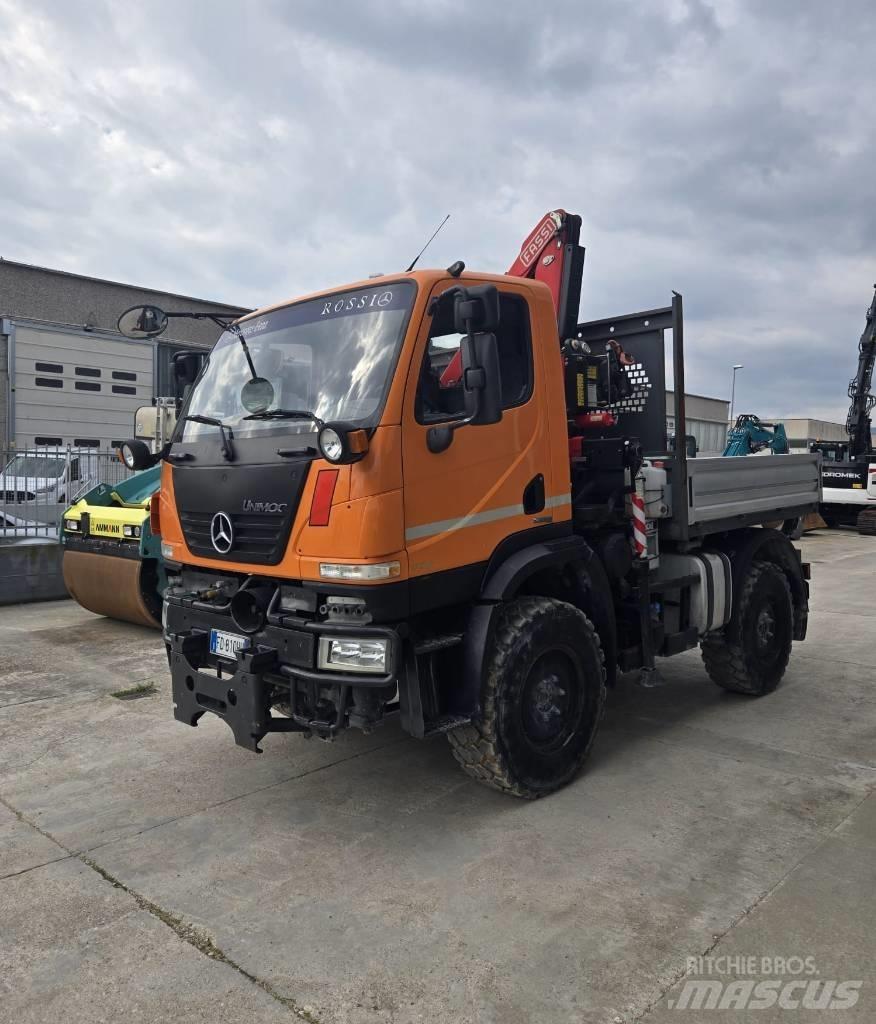 Unimog U20 Billenős furgonok