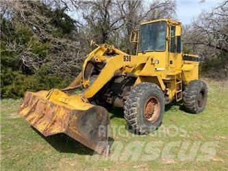 CAT 936 Gumikerekes homlokrakodók
