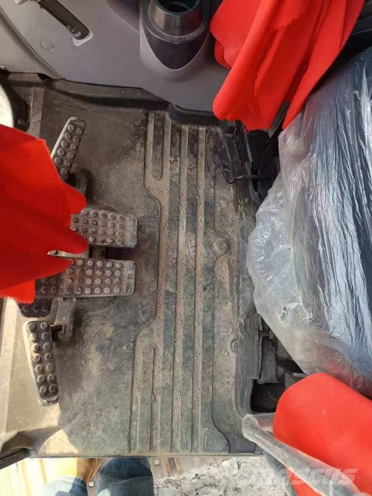 Hitachi ZX 70 Közepes (midi) kotrók 7 t - 12 t