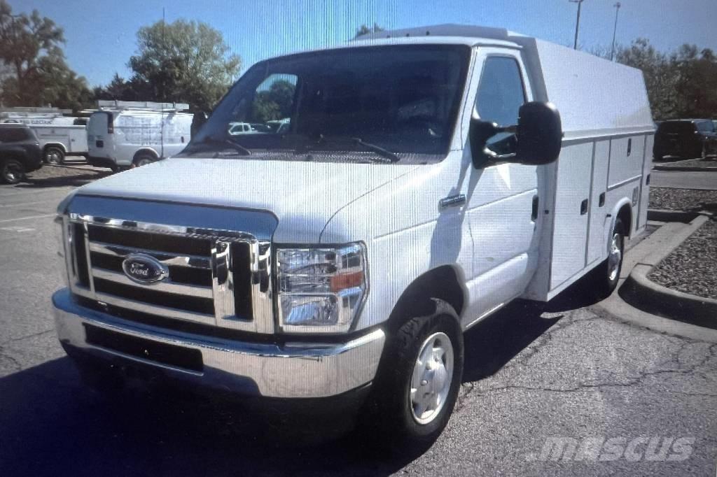Ford E 350 Econoline Kis teherszállító/Platós kocsi
