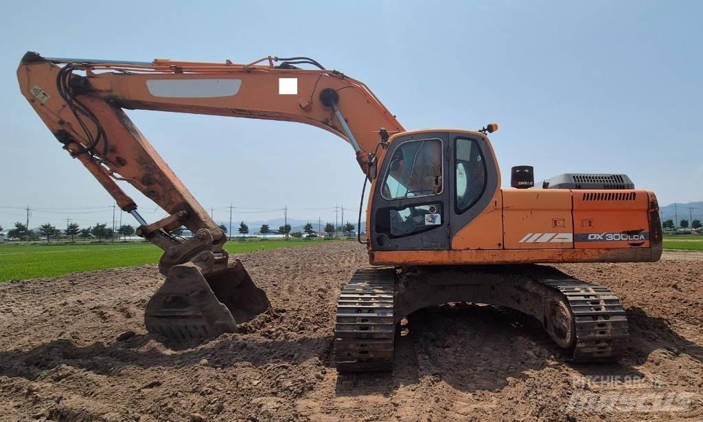 Doosan DX 300 LCA Lánctalpas kotrók