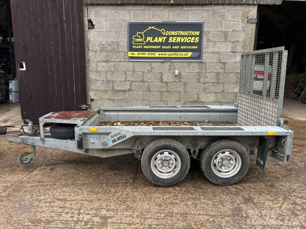 Ifor Williams GX84 Mélybölcsős