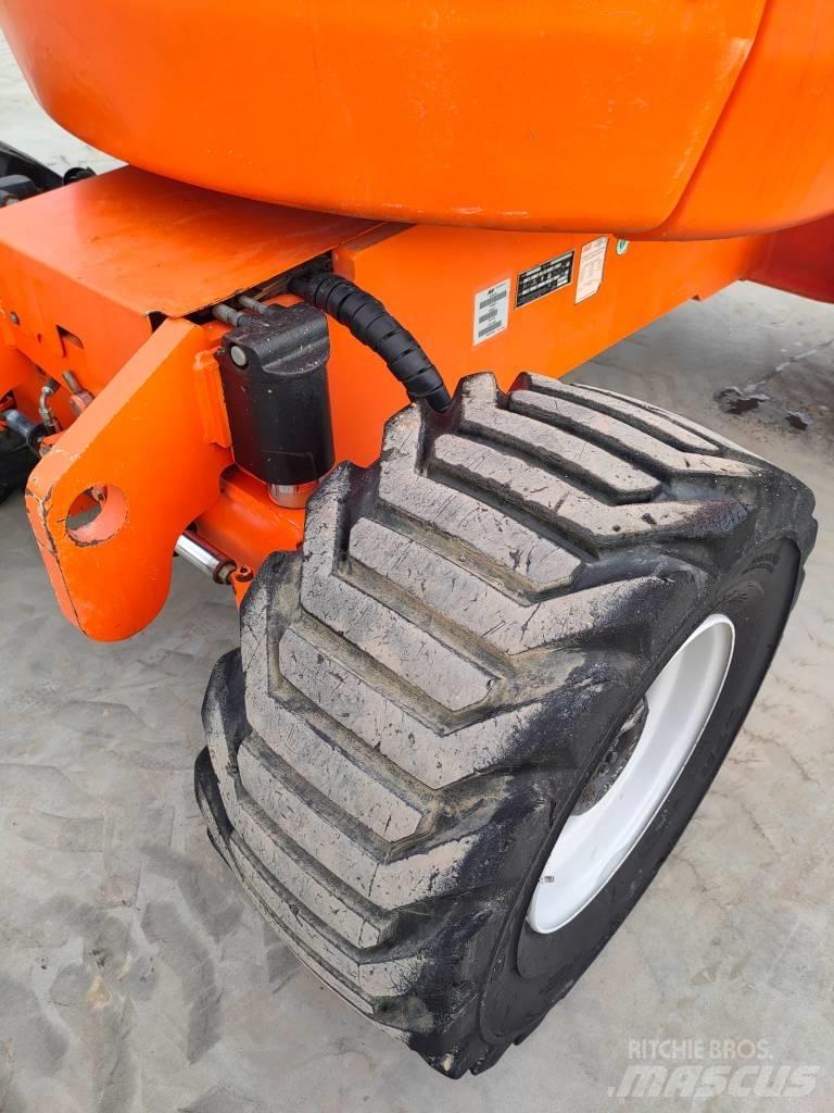 JLG 450 AJ Karos emelők