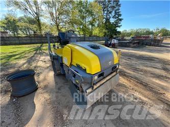 Dynapac CC 1300 Ikerdobos hengerek