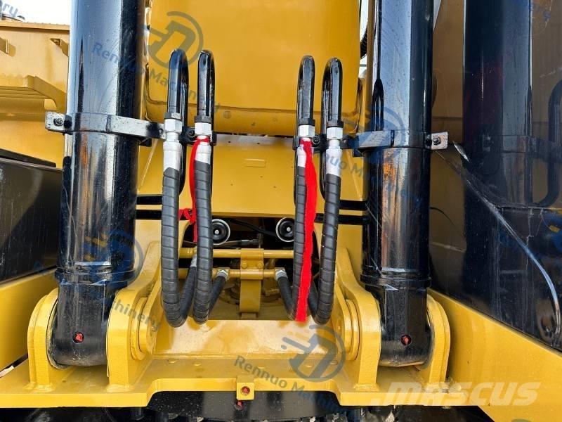 CAT 329D2L Lánctalpas kotrók