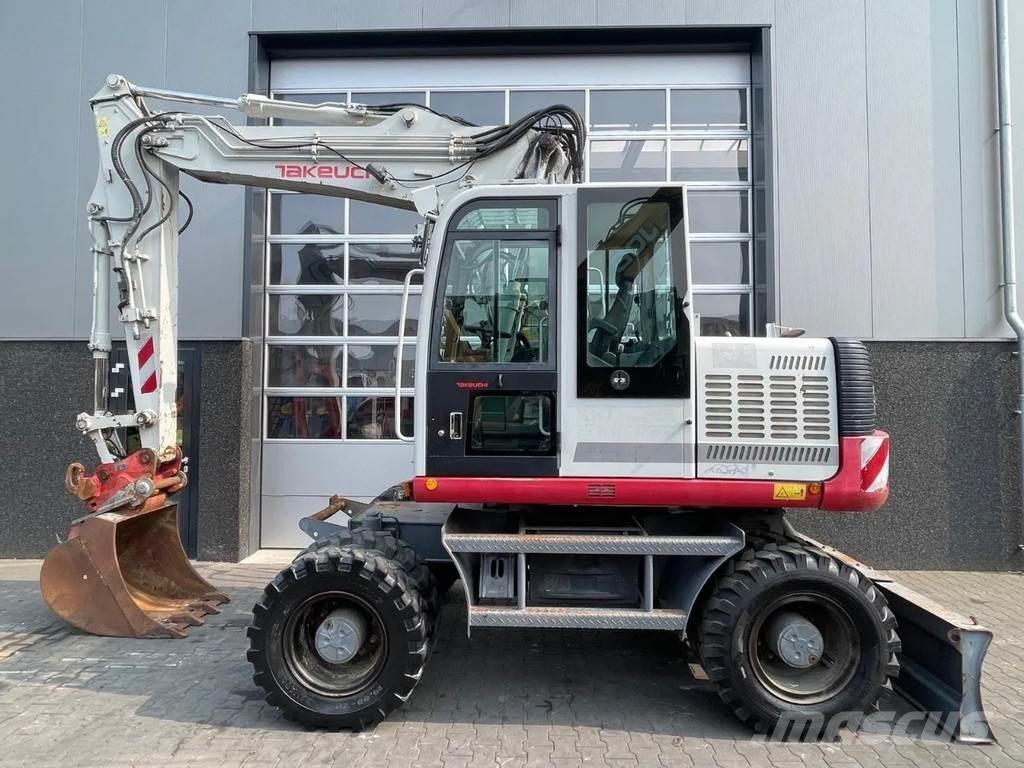 Takeuchi TB1160W Gumikerekes kotrók