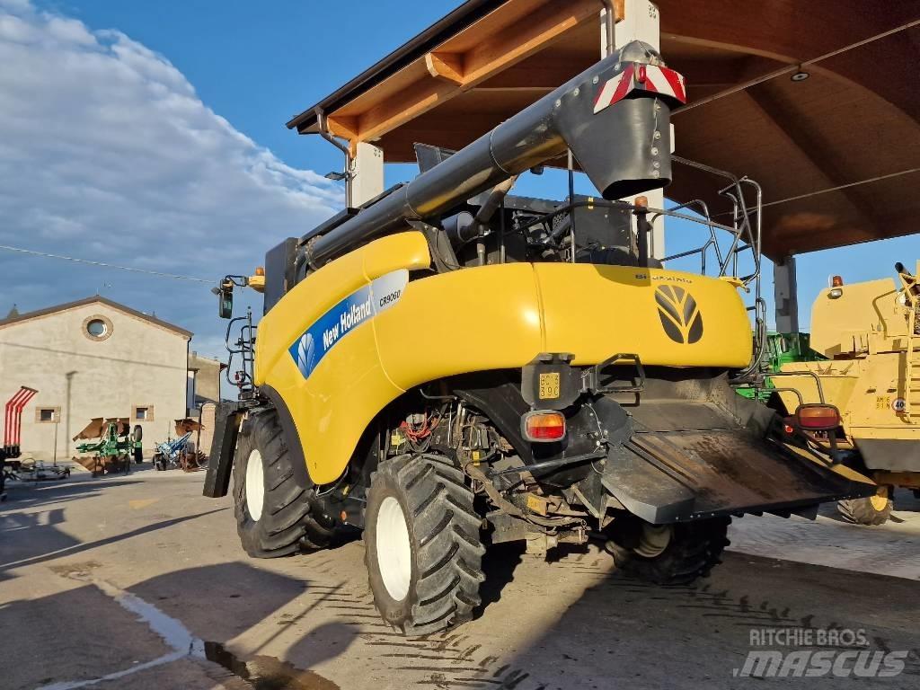New Holland CR 9060 Kombájnok