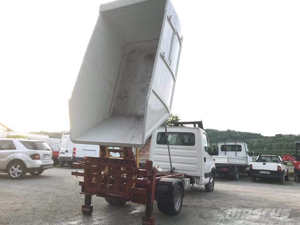 Iveco Daily 35-150 Billenő teherautók