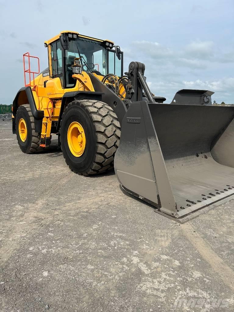 Volvo l150h Gumikerekes homlokrakodók