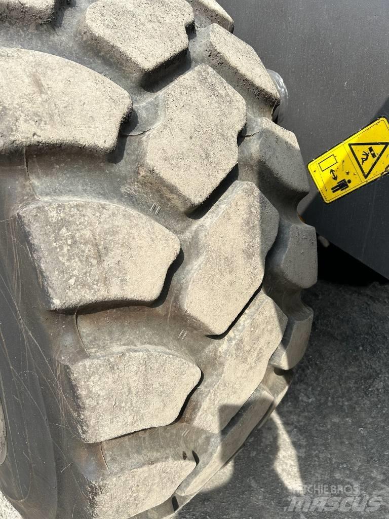Volvo l150h Gumikerekes homlokrakodók