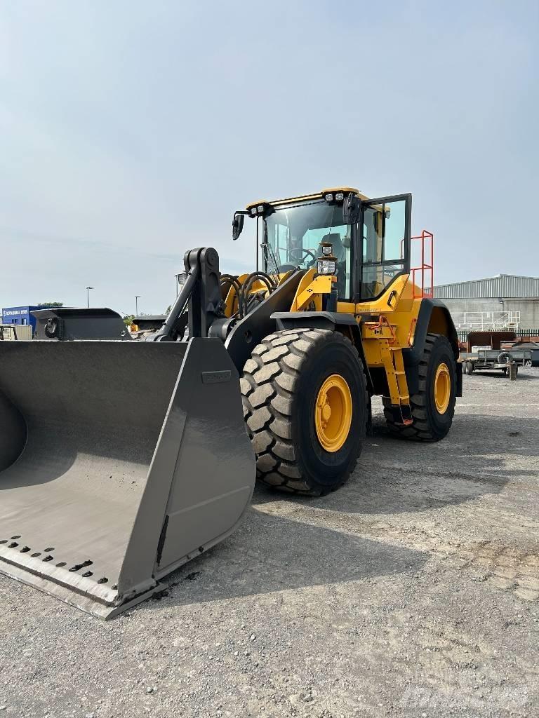 Volvo l150h Gumikerekes homlokrakodók