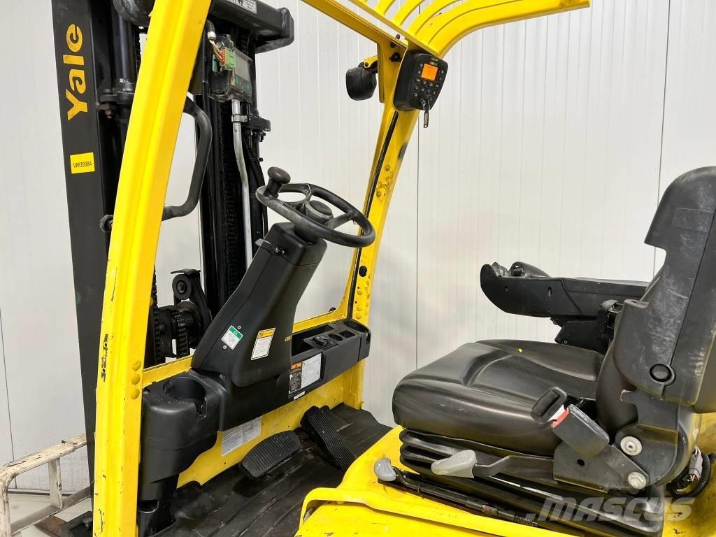 Hyster J3.0XN Elektromos targoncák