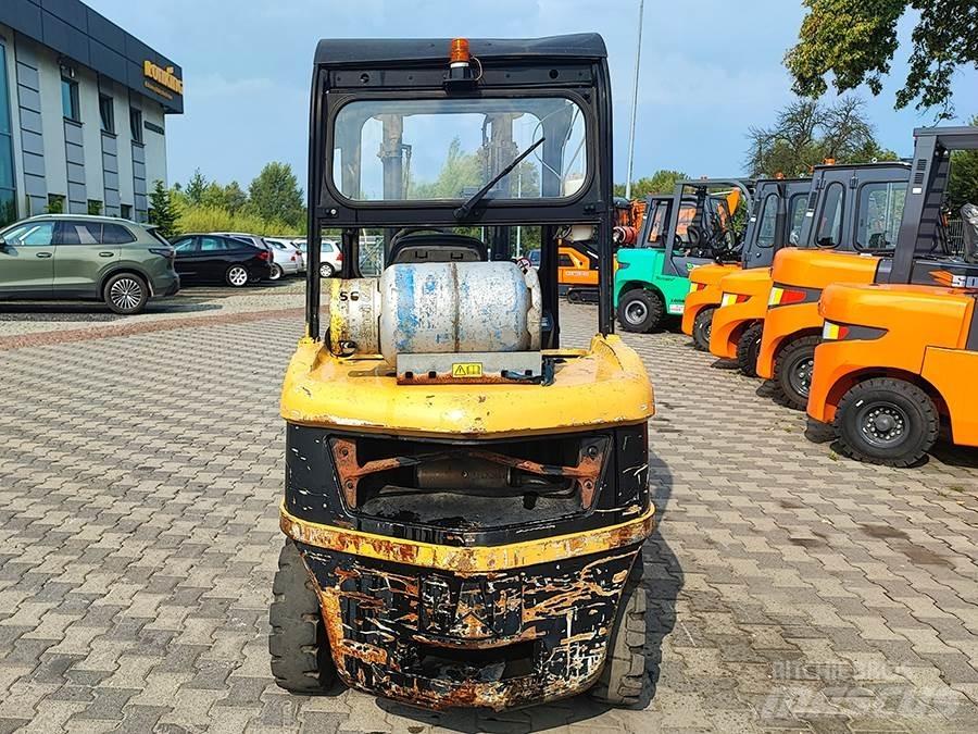 CAT GP30N Gázüzemű targoncák