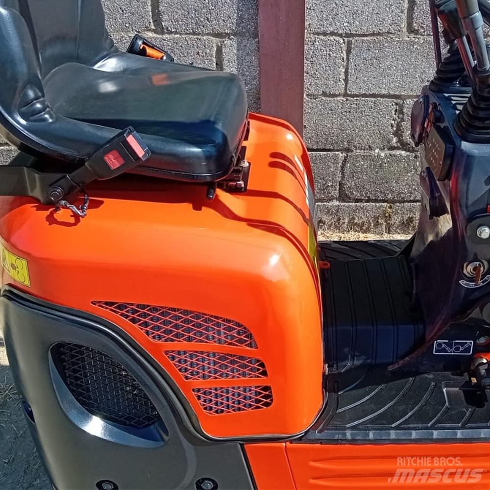 Kubota K008-3 Mini kotrók < 7t