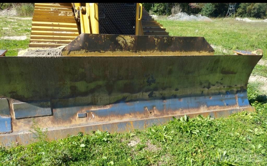 CAT D 6 N lánctalpas dózerek
