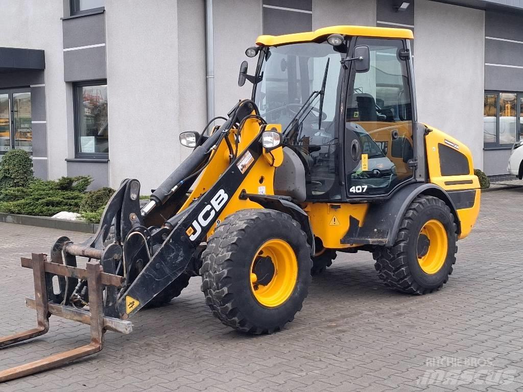 JCB 407 Gumikerekes homlokrakodók