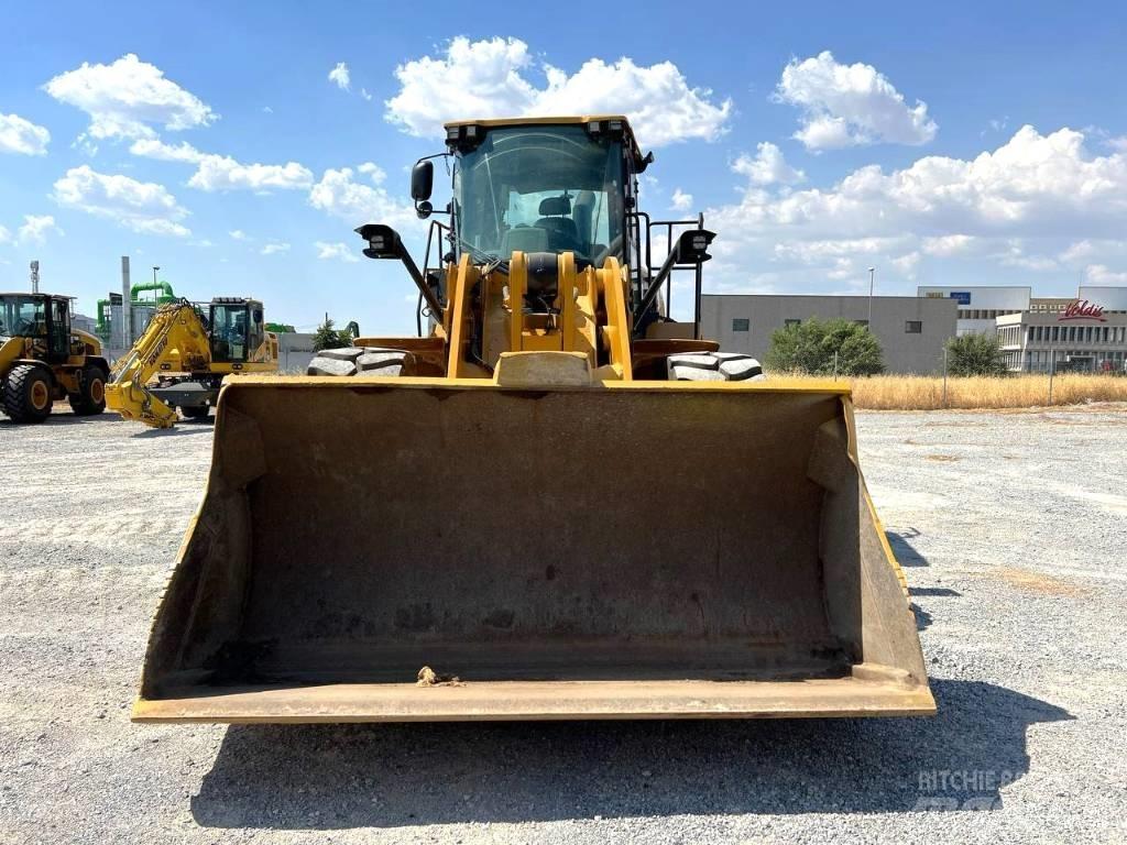 CAT 950 K Gumikerekes homlokrakodók